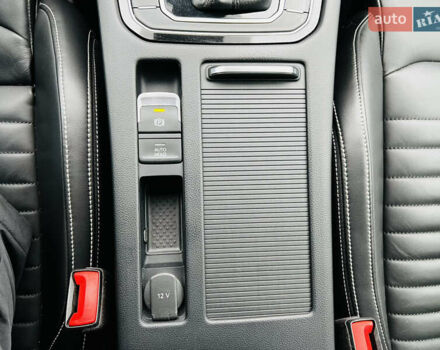 Серый Фольксваген Пассат Альтрак, объемом двигателя 2 л и пробегом 177 тыс. км за 24900 $, фото 43 на Automoto.ua