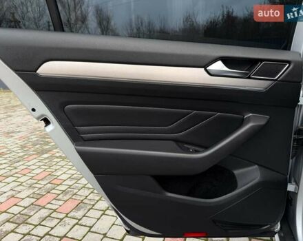 Серый Фольксваген Пассат Альтрак, объемом двигателя 2 л и пробегом 140 тыс. км за 25999 $, фото 46 на Automoto.ua