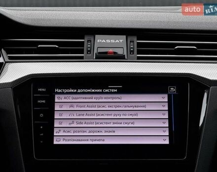 Сірий Фольксваген Пассат Альтрак, об'ємом двигуна 2 л та пробігом 177 тис. км за 28499 $, фото 95 на Automoto.ua