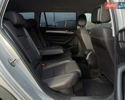 Серый Фольксваген Пассат Альтрак, объемом двигателя 2 л и пробегом 140 тыс. км за 25999 $, фото 58 на Automoto.ua