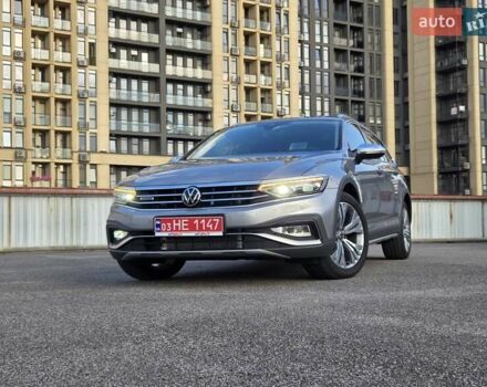 Серый Фольксваген Пассат Альтрак, объемом двигателя 2 л и пробегом 155 тыс. км за 29450 $, фото 129 на Automoto.ua