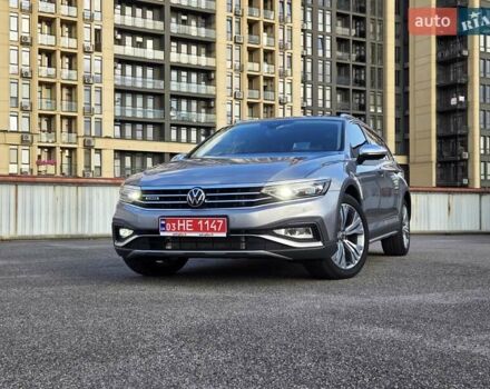 Серый Фольксваген Пассат Альтрак, объемом двигателя 2 л и пробегом 155 тыс. км за 29450 $, фото 130 на Automoto.ua