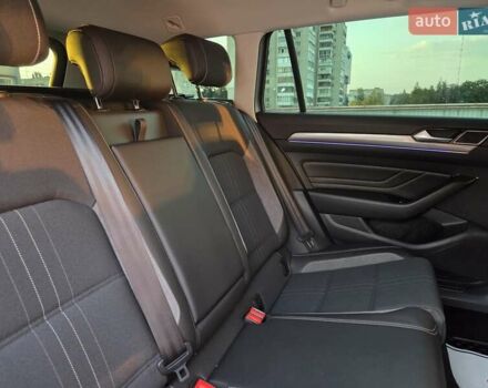 Серый Фольксваген Пассат Альтрак, объемом двигателя 2 л и пробегом 155 тыс. км за 29450 $, фото 86 на Automoto.ua