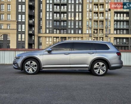 Серый Фольксваген Пассат Альтрак, объемом двигателя 2 л и пробегом 155 тыс. км за 29450 $, фото 122 на Automoto.ua