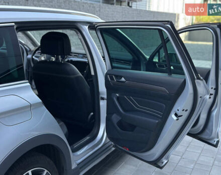 Сірий Фольксваген Пассат Альтрак, об'ємом двигуна 2 л та пробігом 240 тис. км за 25550 $, фото 26 на Automoto.ua