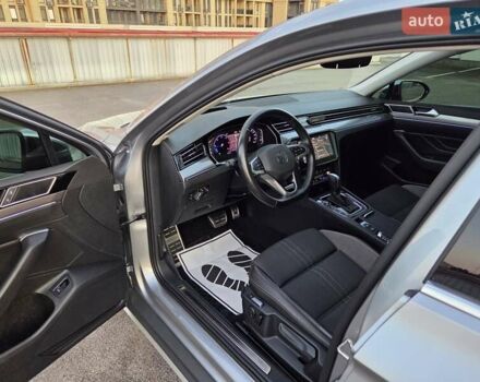 Серый Фольксваген Пассат Альтрак, объемом двигателя 2 л и пробегом 155 тыс. км за 29450 $, фото 31 на Automoto.ua