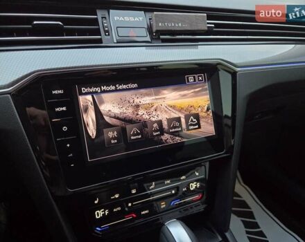 Серый Фольксваген Пассат Альтрак, объемом двигателя 2 л и пробегом 155 тыс. км за 29450 $, фото 24 на Automoto.ua
