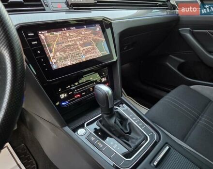 Серый Фольксваген Пассат Альтрак, объемом двигателя 2 л и пробегом 155 тыс. км за 29450 $, фото 58 на Automoto.ua