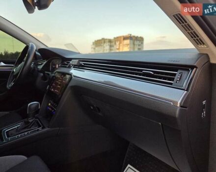 Серый Фольксваген Пассат Альтрак, объемом двигателя 2 л и пробегом 155 тыс. км за 29450 $, фото 69 на Automoto.ua