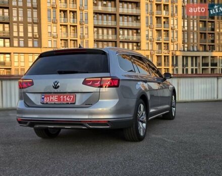 Серый Фольксваген Пассат Альтрак, объемом двигателя 2 л и пробегом 155 тыс. км за 29450 $, фото 107 на Automoto.ua