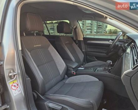 Серый Фольксваген Пассат Альтрак, объемом двигателя 2 л и пробегом 155 тыс. км за 29450 $, фото 71 на Automoto.ua