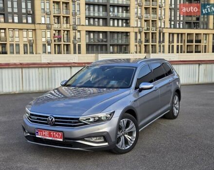 Серый Фольксваген Пассат Альтрак, объемом двигателя 2 л и пробегом 155 тыс. км за 29450 $, фото 126 на Automoto.ua