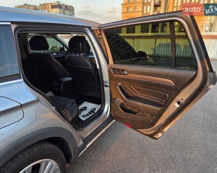 Серый Фольксваген Пассат Альтрак, объемом двигателя 2 л и пробегом 155 тыс. км за 29450 $, фото 78 на Automoto.ua