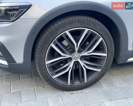 Сірий Фольксваген Пассат Альтрак, об'ємом двигуна 2 л та пробігом 240 тис. км за 25550 $, фото 28 на Automoto.ua