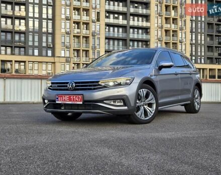 Серый Фольксваген Пассат Альтрак, объемом двигателя 2 л и пробегом 155 тыс. км за 29450 $, фото 127 на Automoto.ua