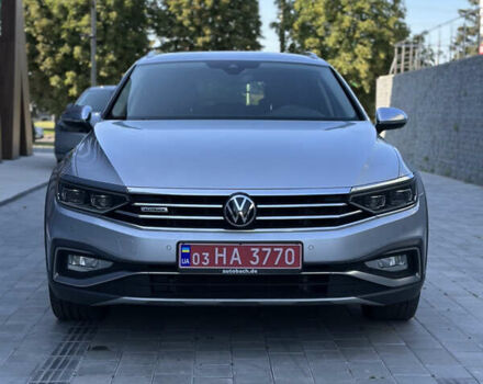 Сірий Фольксваген Пассат Альтрак, об'ємом двигуна 2 л та пробігом 240 тис. км за 25550 $, фото 3 на Automoto.ua