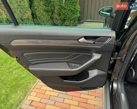 Сірий Фольксваген Пассат Альтрак, об'ємом двигуна 1.97 л та пробігом 196 тис. км за 29999 $, фото 61 на Automoto.ua