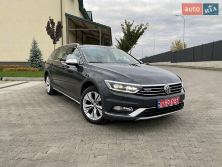Фольксваген Пассат Альтрак 2016 у Луцьку на Automoto.ua Сірий Фольксваген Пассат Альтрак, об'ємом двигуна 2 л та пробігом 266 тис. км за 16800 $, фото 1 на Automoto.ua