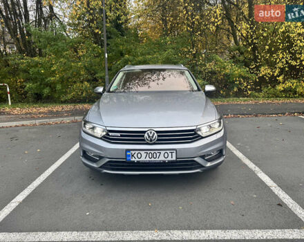 Серый Фольксваген Пассат Альтрак, объемом двигателя 1.97 л и пробегом 215 тыс. км за 20500 $, фото 1 на Automoto.ua
