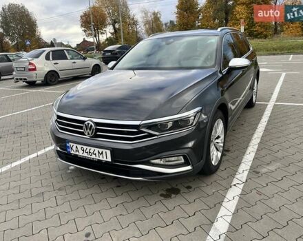 Серый Фольксваген Пассат Альтрак, объемом двигателя 1.97 л и пробегом 236 тыс. км за 22900 $, фото 1 на Automoto.ua