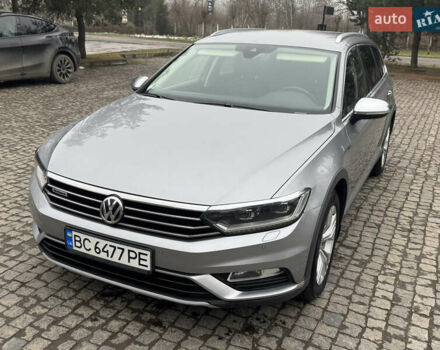 Серый Фольксваген Пассат Альтрак, объемом двигателя 2 л и пробегом 263 тыс. км за 19900 $, фото 1 на Automoto.ua