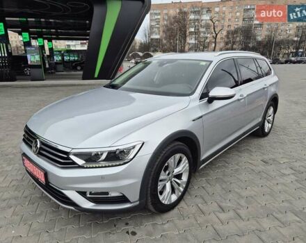 Сірий Фольксваген Пассат Альтрак, об'ємом двигуна 2 л та пробігом 203 тис. км за 22300 $, фото 1 на Automoto.ua