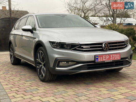 Фольксваген Пассат Альтрак 2020 в Луцке на Automoto.ua Серый Фольксваген Пассат Альтрак, объемом двигателя 2 л и пробегом 232 тыс. км за 25999 $, фото 1 на Automoto.ua