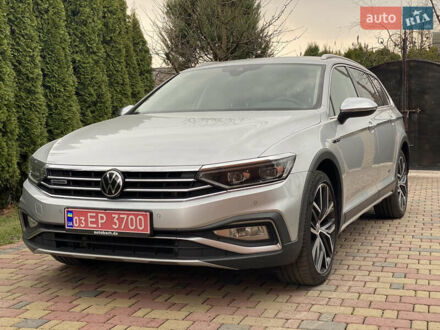 Фольксваген Пассат Альтрак 2020 в Луцке на Automoto.ua Серый Фольксваген Пассат Альтрак, объемом двигателя 2 л и пробегом 232 тыс. км за 25300 $, фото 1 на Automoto.ua