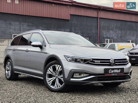 Фольксваген Пассат Альтрак 2021 в Луцке на Automoto.ua Серый Фольксваген Пассат Альтрак, объемом двигателя 2 л и пробегом 161 тыс. км за 28999 $, фото 1 на Automoto.ua