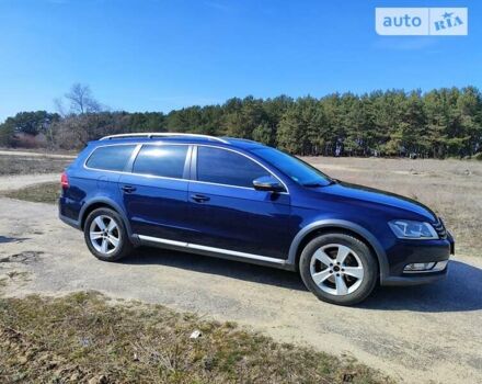 Синій Фольксваген Пассат Альтрак, об'ємом двигуна 2 л та пробігом 320 тис. км за 12500 $, фото 7 на Automoto.ua