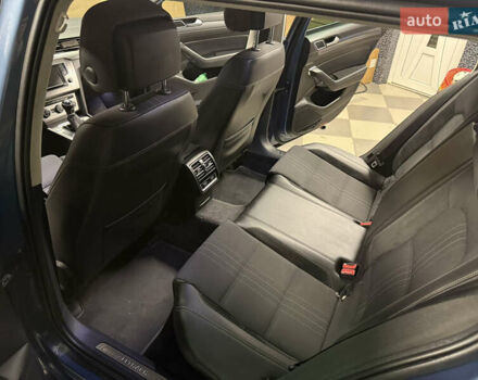 Синий Фольксваген Пассат Альтрак, объемом двигателя 2 л и пробегом 185 тыс. км за 16800 $, фото 12 на Automoto.ua