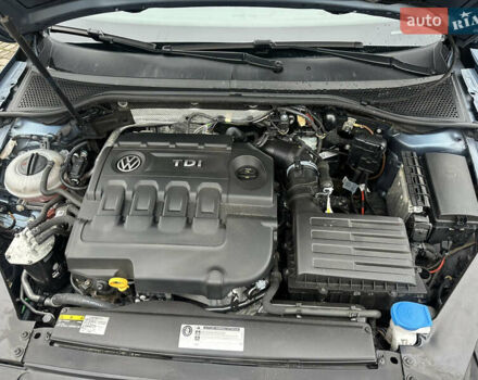 Синий Фольксваген Пассат Альтрак, объемом двигателя 2 л и пробегом 185 тыс. км за 16800 $, фото 16 на Automoto.ua