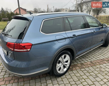 Синий Фольксваген Пассат Альтрак, объемом двигателя 2 л и пробегом 185 тыс. км за 16800 $, фото 3 на Automoto.ua