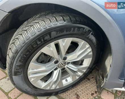 Синий Фольксваген Пассат Альтрак, объемом двигателя 2 л и пробегом 185 тыс. км за 16800 $, фото 17 на Automoto.ua