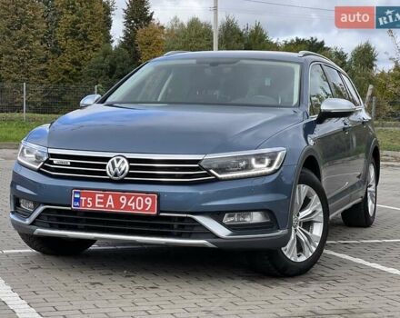 Синий Фольксваген Пассат Альтрак, объемом двигателя 0 л и пробегом 217 тыс. км за 15850 $, фото 1 на Automoto.ua