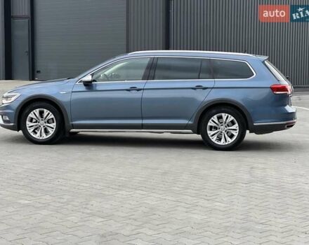 Синій Фольксваген Пассат Альтрак, об'ємом двигуна 2 л та пробігом 217 тис. км за 17450 $, фото 16 на Automoto.ua