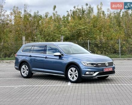 Синий Фольксваген Пассат Альтрак, объемом двигателя 2 л и пробегом 217 тыс. км за 15950 $, фото 24 на Automoto.ua