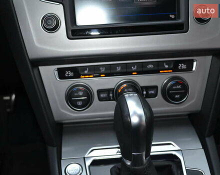 Синий Фольксваген Пассат Альтрак, объемом двигателя 2 л и пробегом 240 тыс. км за 17999 $, фото 52 на Automoto.ua