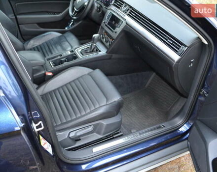 Синий Фольксваген Пассат Альтрак, объемом двигателя 2 л и пробегом 240 тыс. км за 17999 $, фото 38 на Automoto.ua