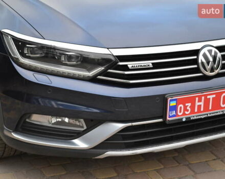 Синий Фольксваген Пассат Альтрак, объемом двигателя 2 л и пробегом 240 тыс. км за 17999 $, фото 66 на Automoto.ua