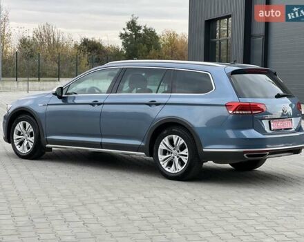 Синій Фольксваген Пассат Альтрак, об'ємом двигуна 2 л та пробігом 217 тис. км за 17450 $, фото 14 на Automoto.ua
