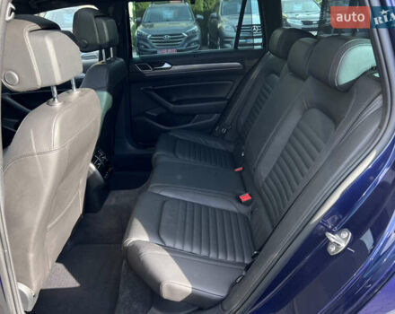 Синій Фольксваген Пассат Альтрак, об'ємом двигуна 2 л та пробігом 206 тис. км за 21490 $, фото 44 на Automoto.ua