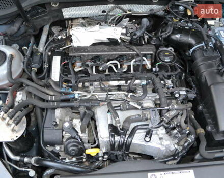 Синий Фольксваген Пассат Альтрак, объемом двигателя 2 л и пробегом 240 тыс. км за 17999 $, фото 46 на Automoto.ua