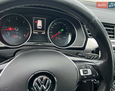 Синій Фольксваген Пассат Альтрак, об'ємом двигуна 2 л та пробігом 217 тис. км за 17450 $, фото 25 на Automoto.ua