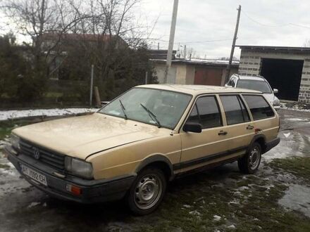 Фольксваген Пассат Б1 1987 у Івано-Франківську на Automoto.ua Бежевий Фольксваген Пассат Б1, об'ємом двигуна 1.6 л та пробігом 123 тис. км за 1100 $, фото 1 на Automoto.ua