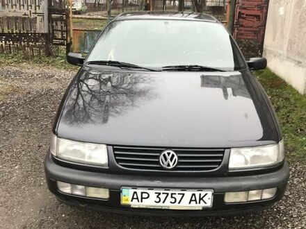 Фольксваген Пассат Б4 1994 у Запоріжжя на Automoto.ua Чорний Фольксваген Пассат Б4, об'ємом двигуна 1.8 л та пробігом 312 тис. км за 3250 $, фото 1 на Automoto.ua