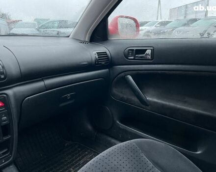 Красный Фольксваген Пассат Б5, объемом двигателя 1.9 л и пробегом 450 тыс. км за 4290 $, фото 25 на Automoto.ua