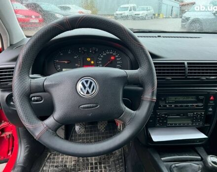 Красный Фольксваген Пассат Б5, объемом двигателя 1.9 л и пробегом 450 тыс. км за 4290 $, фото 21 на Automoto.ua