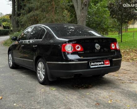 Черный Фольксваген Пассат Б6, объемом двигателя 2 л и пробегом 266 тыс. км за 5990 $, фото 8 на Automoto.ua