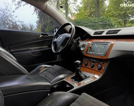 Черный Фольксваген Пассат Б6, объемом двигателя 2 л и пробегом 266 тыс. км за 5990 $, фото 26 на Automoto.ua